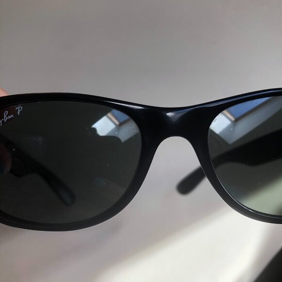 Ray-Ban New Wayfarer Polarized Sunglasses - Picture 5 of 5